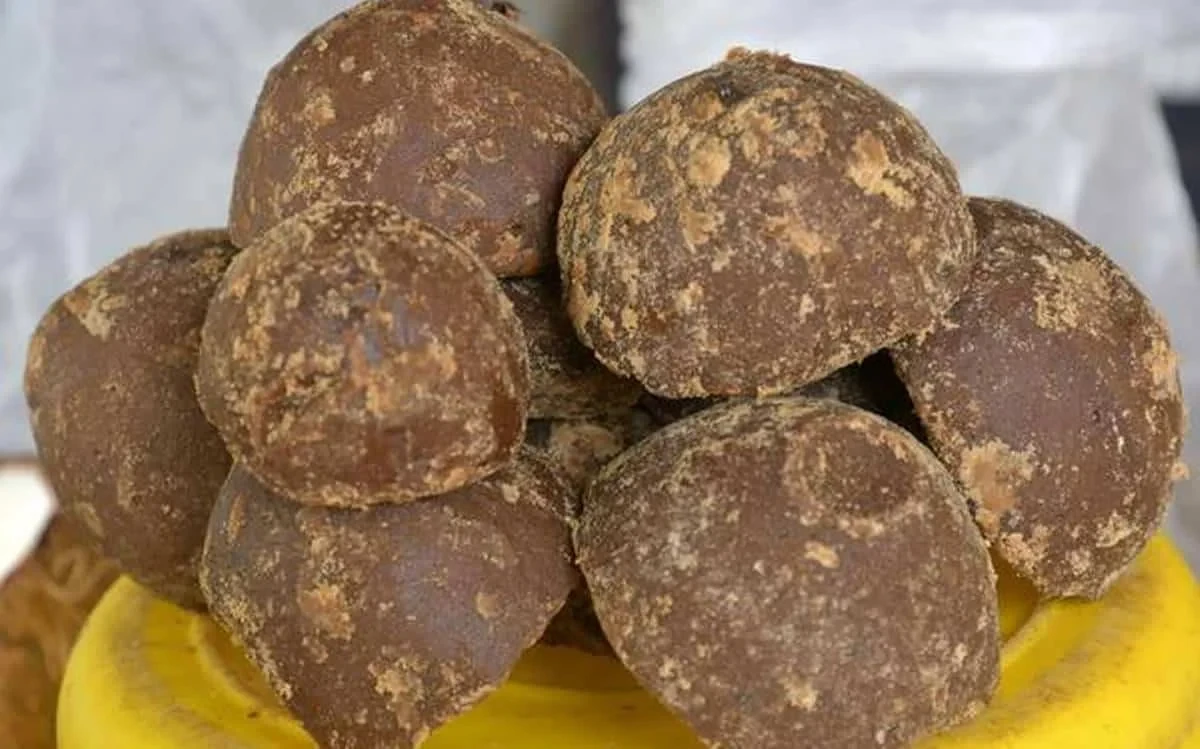 Jaggery cubes